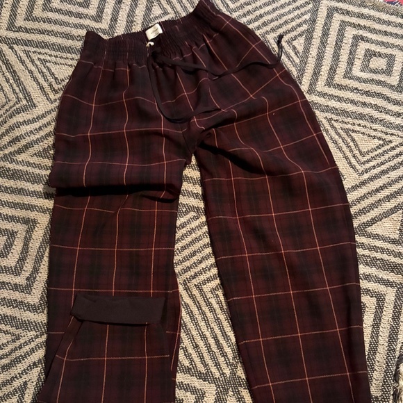 Aritzia Pants - Aritzia Soleste Pants size xs